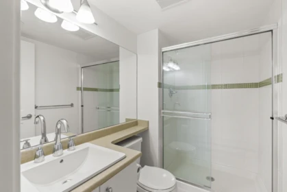 Guest Bathroom Photo of 203 45561 Yale Road, Chilliwack, BC