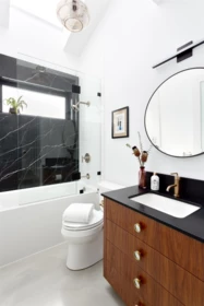 Primary Bathroom Photo of 2161 E 20th Avenue, Vancouver, BC