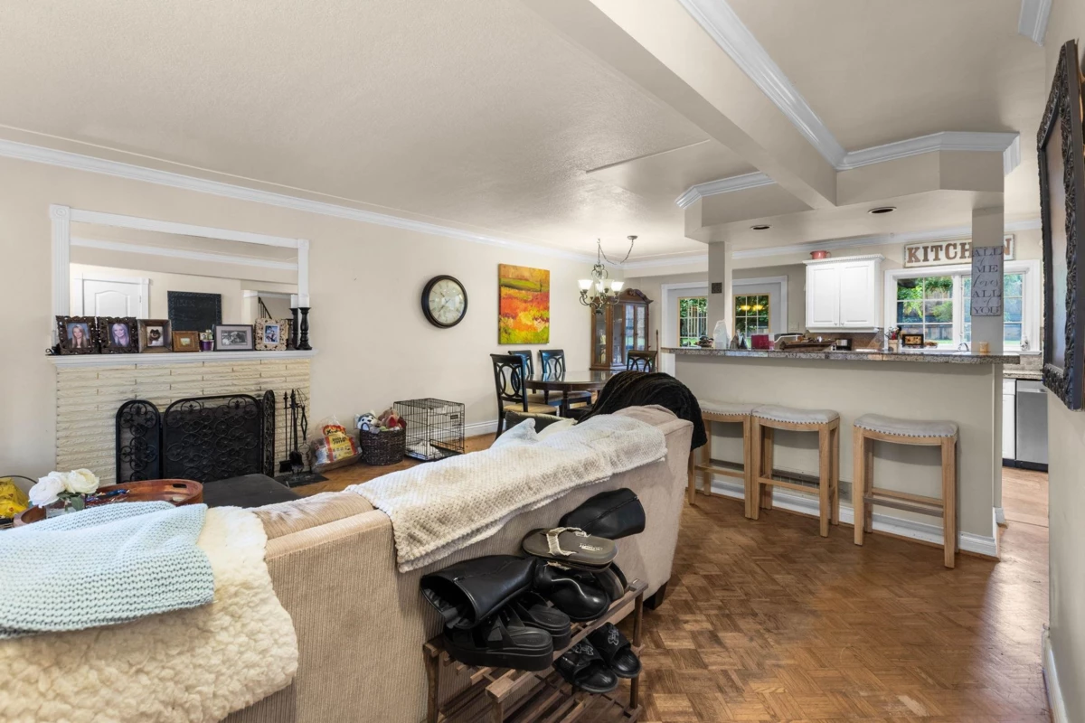 Living Room Photo of 966 Dundonald Drive, Port Moody, BC