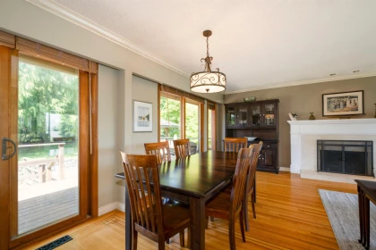 Breakfast Nook Photo of 893 Friar Crescent, North Vancouver, BC