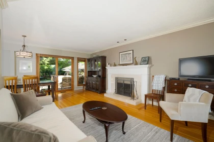 Kitchen Photo of 893 Friar Crescent, North Vancouver, BC