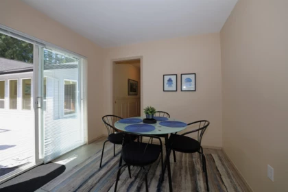 Office / Den Photo of 1499 Hanbury Road, Roberts Creek, BC