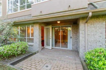 Basement Recreation Room Photo of 103 15375 17 Avenue, Surrey, BC