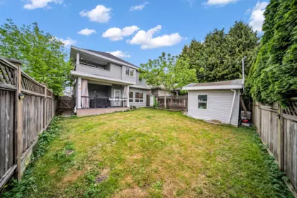 Swimming Pool Photo of 11430 81a Avenue, Delta, BC
