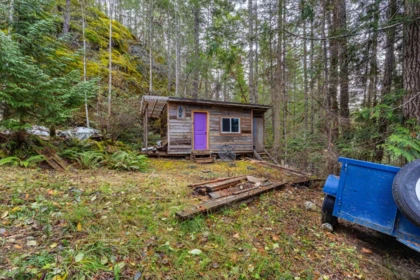 Kitchen Photo of 13885 Cassano Road, Garden Bay, BC