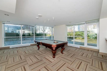 Hallway Photo of 705 2975 Atlantic Avenue, Coquitlam, BC