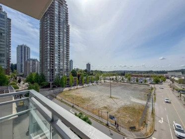 Office / Den Photo of 705 2975 Atlantic Avenue, Coquitlam, BC