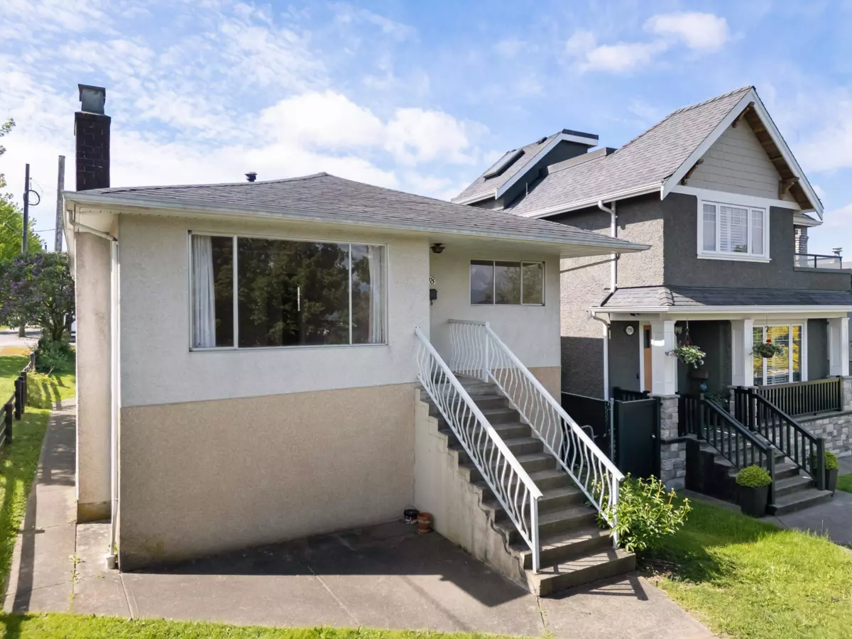 Exterior Rear Photo of 2798 E 24th Avenue, Vancouver, BC