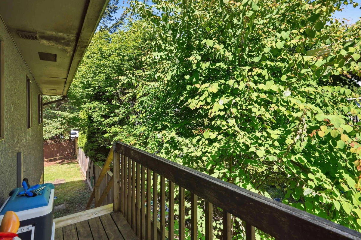 Dining Area Photo of 20783 Thorne Avenue, Maple Ridge, BC