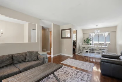 Kitchen Photo of 20783 Thorne Avenue, Maple Ridge, BC