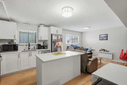 Laundry Room Photo of 20783 Thorne Avenue, Maple Ridge, BC