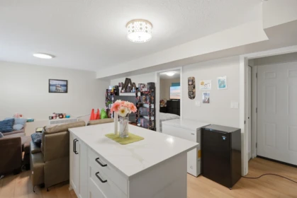 Mudroom Photo of 20783 Thorne Avenue, Maple Ridge, BC