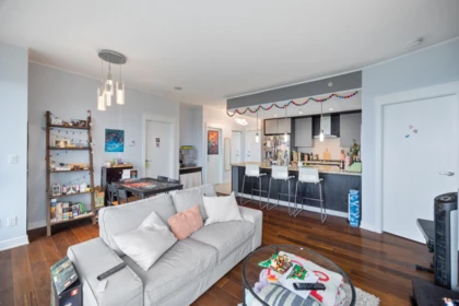 Kitchen Photo of 2807 7088 18th Avenue, Burnaby, BC