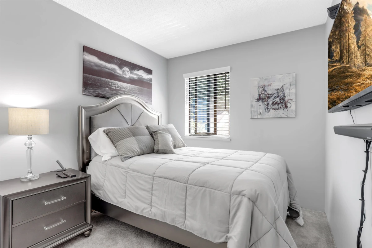 Family Room Photo of 160 13750 67 Avenue, Surrey, BC