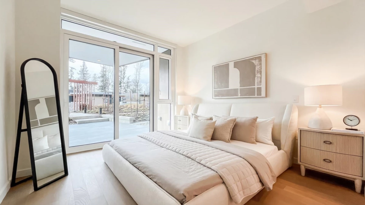 Living Room Photo of 102 3963 Uplands Way, West Vancouver, BC
