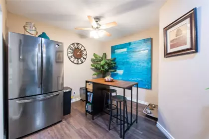 Breakfast Nook Photo of 914 10620 150 Street, Surrey, BC