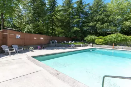 Hallway Photo of 914 10620 150 Street, Surrey, BC