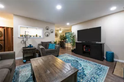 Kitchen Island Photo of 914 10620 150 Street, Surrey, BC