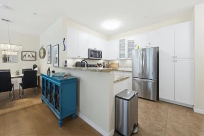 Kitchen Island Photo of 107 15299 17a Avenue, Surrey, BC