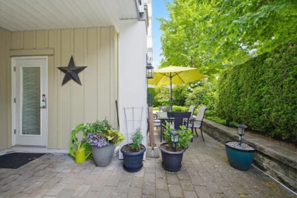 Mudroom Photo of 107 15299 17a Avenue, Surrey, BC