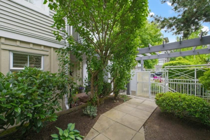 Staircase Photo of 107 15299 17a Avenue, Surrey, BC