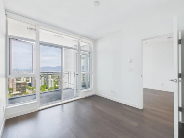 Hallway Photo of 4507 4670 Assembly Way, Burnaby, BC