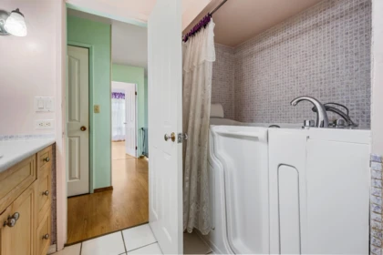 Mudroom Photo of 626 Mountain View Road, Cultus Lake, BC