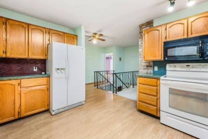 Primary Bedroom Photo of 626 Mountain View Road, Cultus Lake, BC