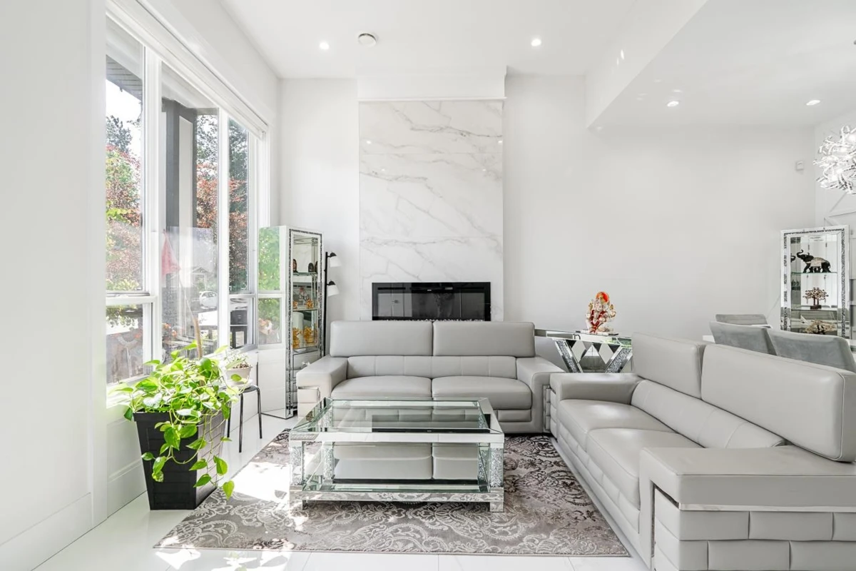 Living Room Photo of 5921 140b Street, Surrey, BC