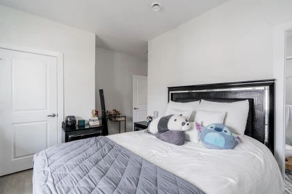 Laundry Room Photo of 5921 140b Street, Surrey, BC