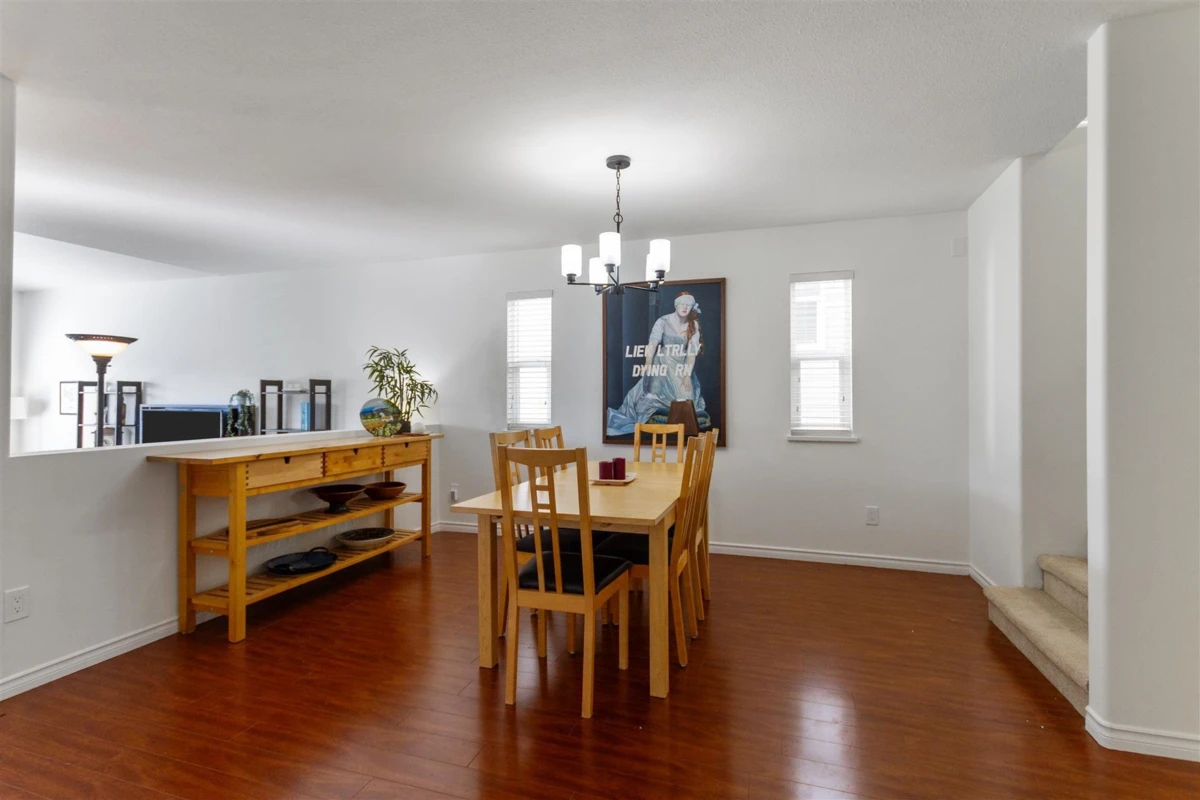 Dining Area Photo of 5 1615 Shaughnessy Street, Port Coquitlam, BC