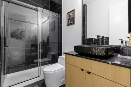 Primary Bathroom Photo of 10686 141a Street, Surrey, BC
