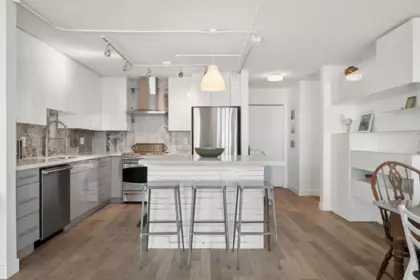 Kitchen Photo of 1101 1159 Main Street, Vancouver, BC