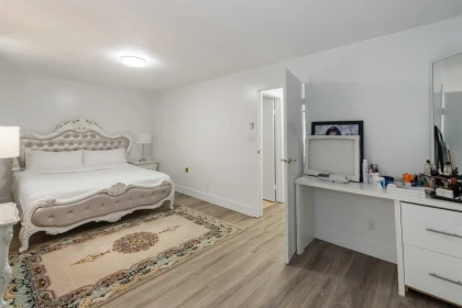 Swimming Pool Photo of 171 7251 140 Street, Surrey, BC