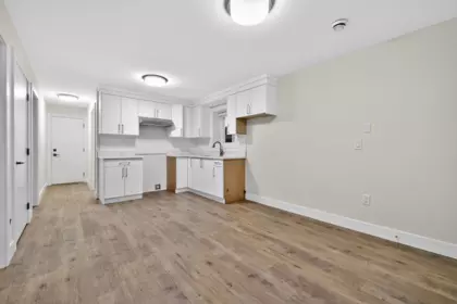 Powder Room Photo of 17126 1 Avenue, Surrey, BC