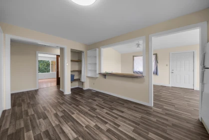 Mudroom Photo of 35011 Townshipline Road, Abbotsford, BC