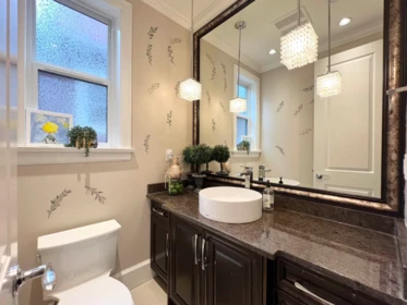 Kitchen Island Photo of 4467 Blenheim Street, Vancouver, BC