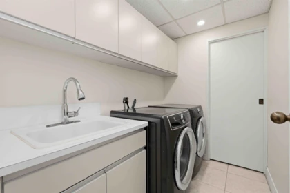 Mudroom Photo of 1602 738 Broughton Street, Vancouver, BC