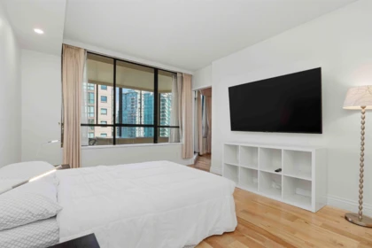 Office / Den Photo of 1602 738 Broughton Street, Vancouver, BC