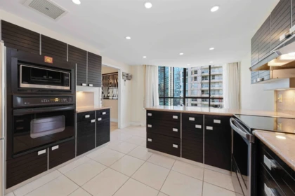 Pantry Photo of 1602 738 Broughton Street, Vancouver, BC