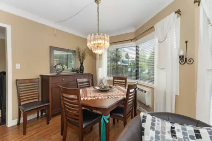 Kitchen Island Photo of 121 31955 Old Yale Road, Abbotsford, BC