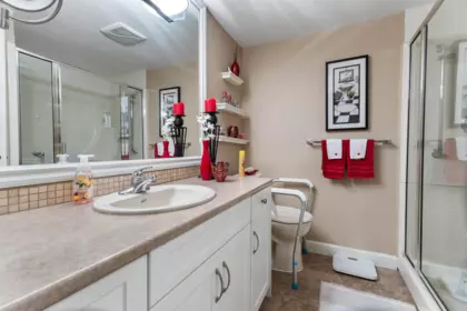 Office / Den Photo of 121 31955 Old Yale Road, Abbotsford, BC