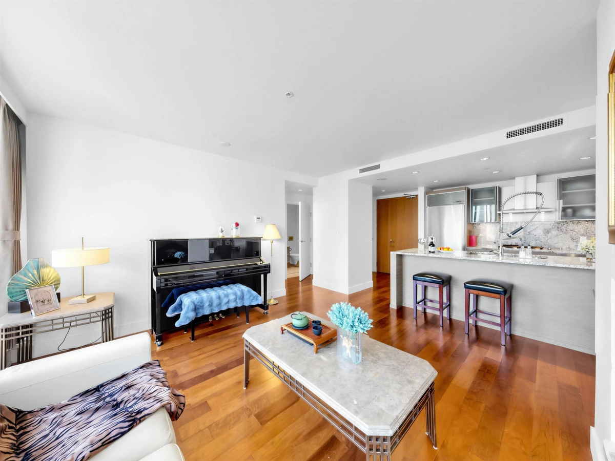 Dining Area Photo of 2407 1111 Alberni Street, Vancouver, BC