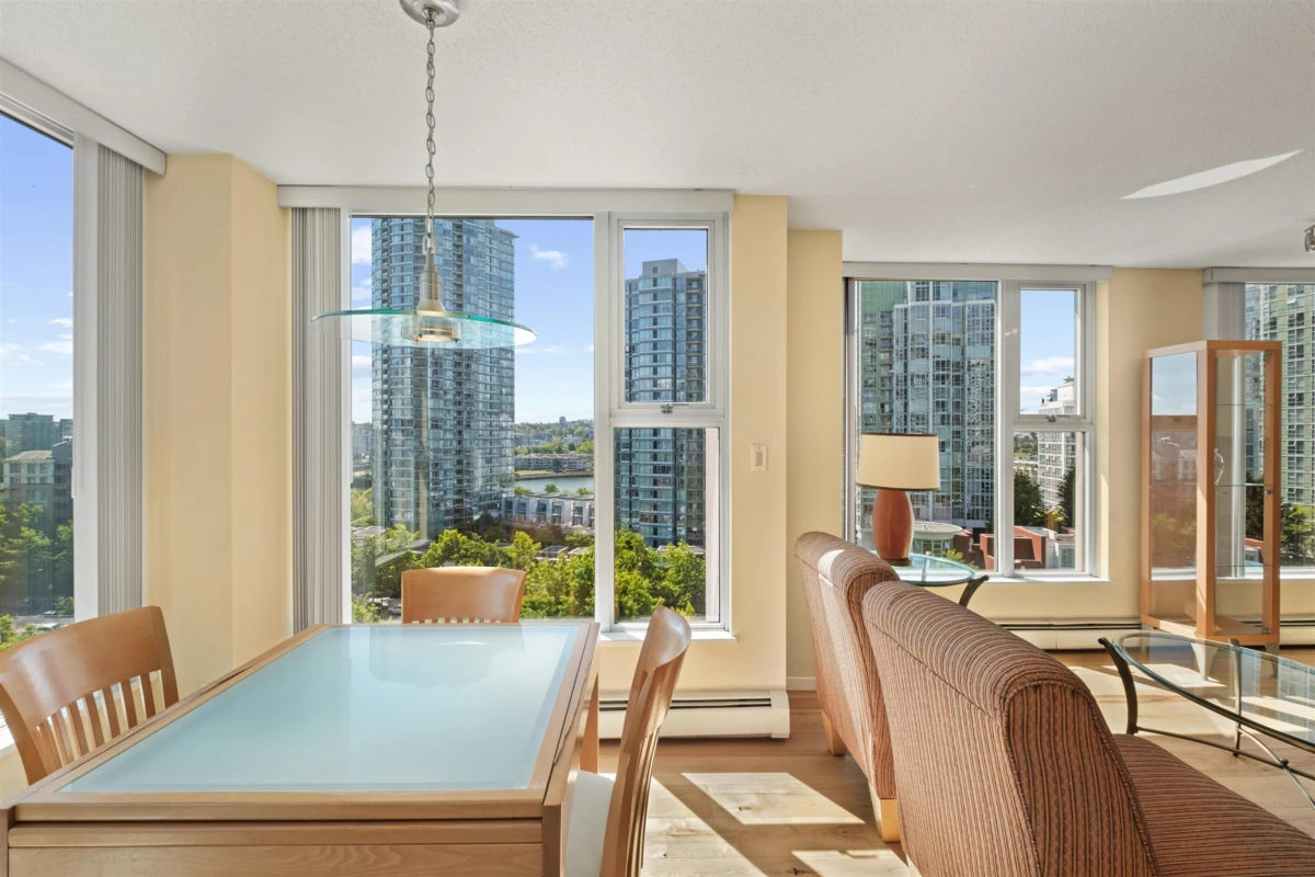 Dining Area Photo of 1207 1009 Expo Boulevard, Vancouver, BC