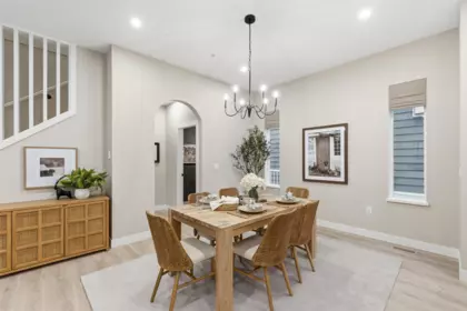 Breakfast Nook Photo of 23351 Seymour Avenue, Maple Ridge, BC