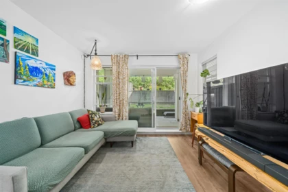 203 4833 Brentwood Drive, Burnaby, BC, Burnaby — Apartment/Condo for sale