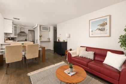 Kitchen Island Photo of 306 570 E 8th Avenue, Vancouver, BC