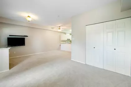 101 1591 Booth Avenue, Coquitlam, BC, Coquitlam — Apartment/Condo for sale