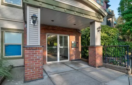 101 1591 Booth Avenue, Coquitlam, BC, Coquitlam — Apartment/Condo for sale