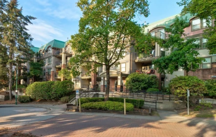 Garden / Landscaping Photo of 101 1591 Booth Avenue, Coquitlam, BC